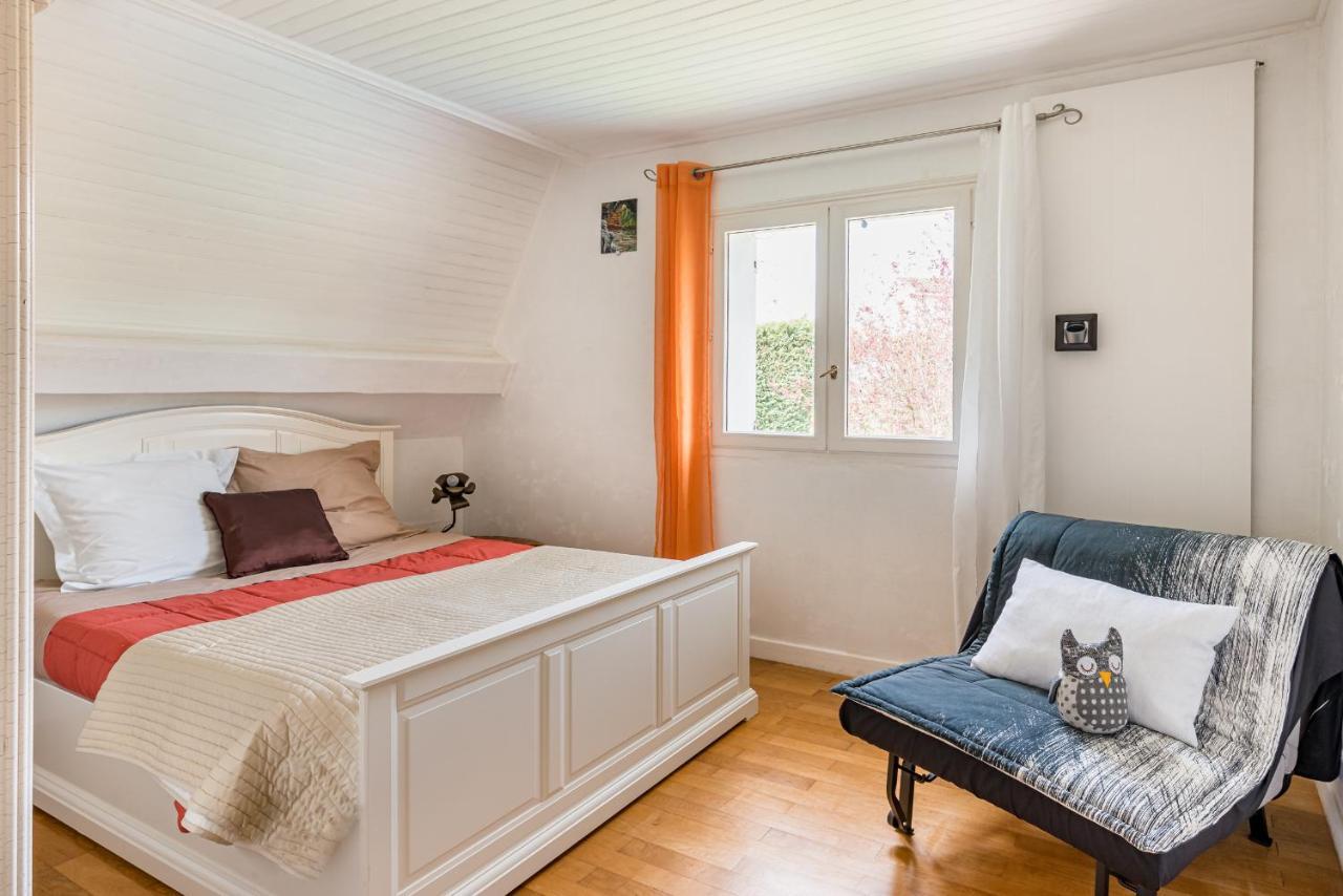 Maison D'Hotes L'Escale Du Loup Blanc Maringes Eksteriør bilde